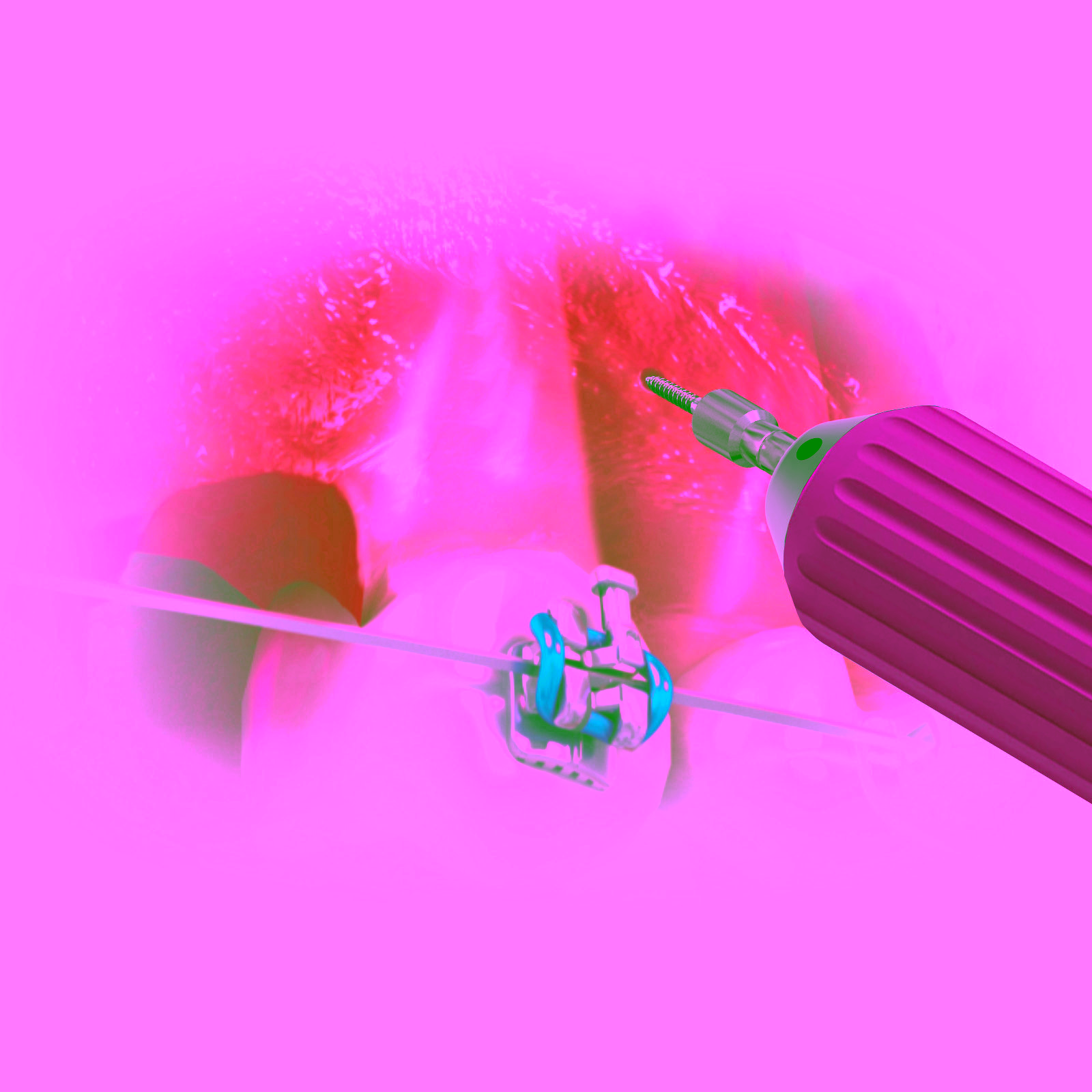 Llave de mano rosa